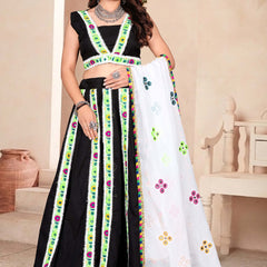 Women's Black Multicolor Printed Lehenga Choli Set with Dupatta